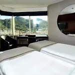 מלון Ramada Encore By Wyndham 4*