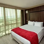 Ramada Encore By Wyndham 4*