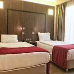 Ramada Encore By Wyndham Ξενοδοχείο