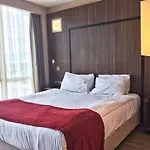 Ramada Encore By Wyndham Ξενοδοχείο 4*