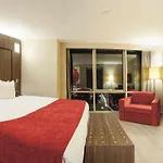 Ξενοδοχείο Ramada Encore By Wyndham Σμύρνη