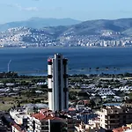 Ramada Encore By Wyndham 4* איזמיר