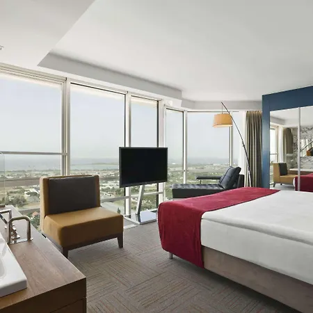 Hotel Ramada Encore By Wyndham