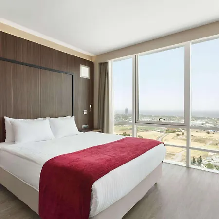 Hotel Ramada Encore By Wyndham Izmir
