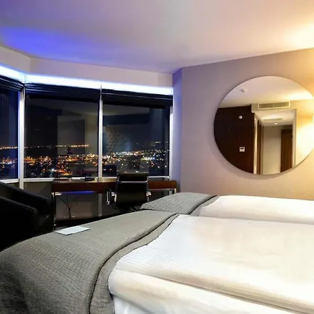 Ramada Encore By Wyndham Hotel İzmir