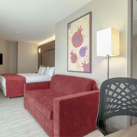 Hotel Ramada Encore By Wyndham 4*