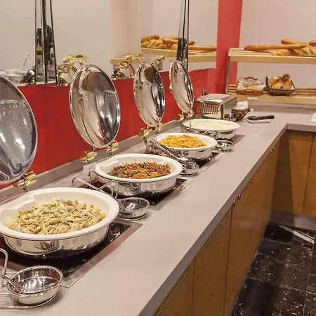 Ramada Encore By Wyndham 4*