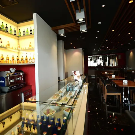 Ramada Encore By Wyndham 4* איזמיר