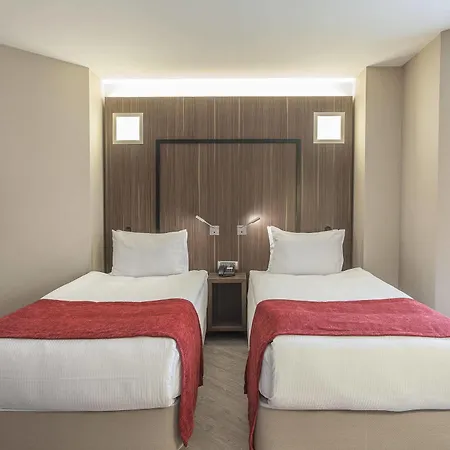 Hotel Ramada Encore By Wyndham 4*