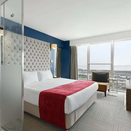 Ramada Encore By Wyndham Izmir