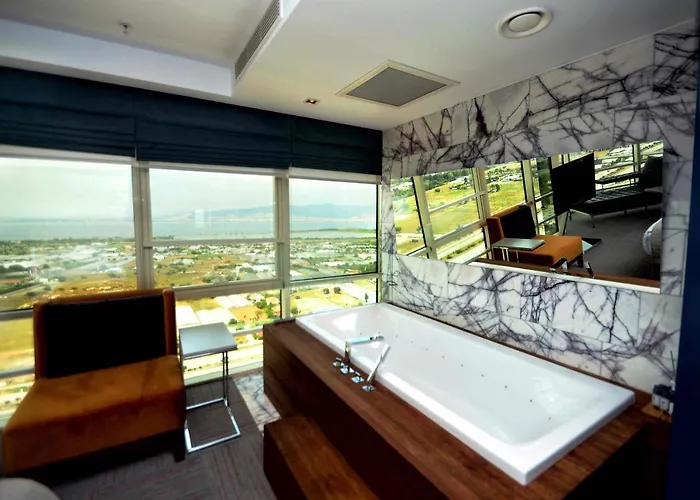 Ramada Encore By Wyndham Отель