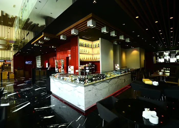 Отель Ramada Encore By Wyndham