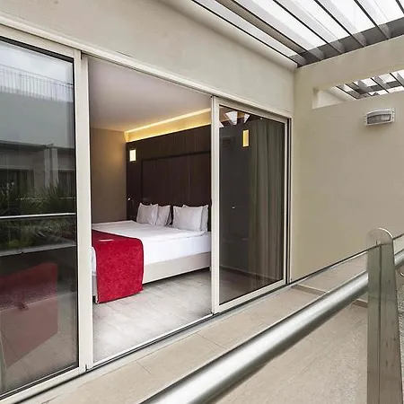 Ramada Encore By Wyndham 4*