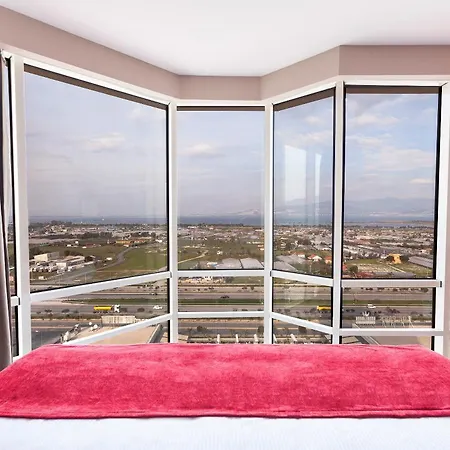 Ramada Encore By Wyndham İzmir