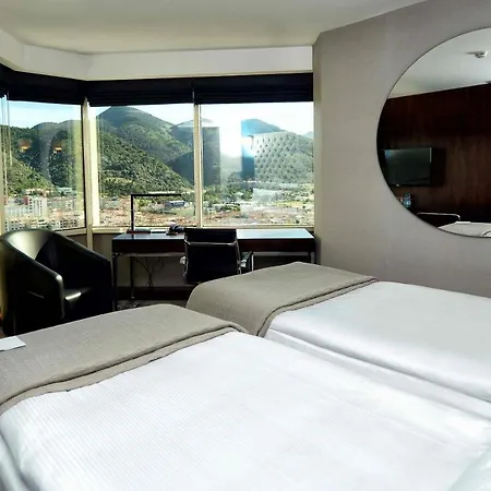 호텔 Ramada Encore By Wyndham 4*