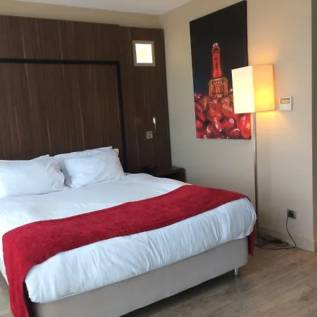 Ramada Encore By Wyndham 4* 이즈미르