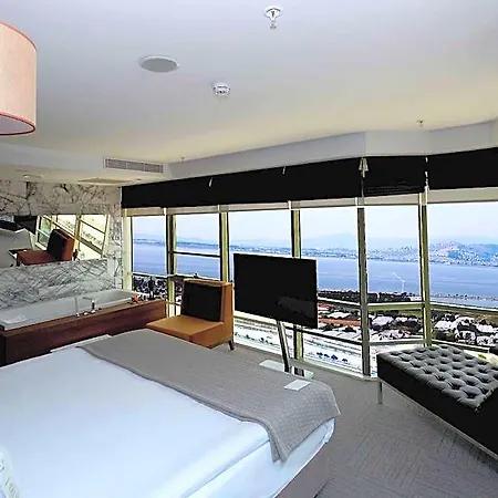Ramada Encore By Wyndham 4*