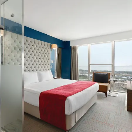 Ramada Encore By Wyndham İzmir