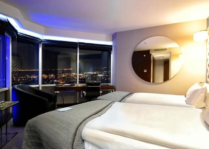 Ramada Encore By Wyndham Hotel Izmir