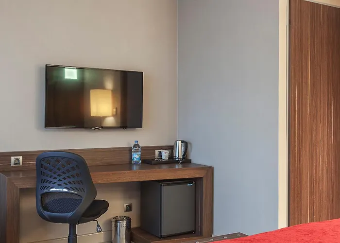 Hotel Ramada Encore By Wyndham 4*