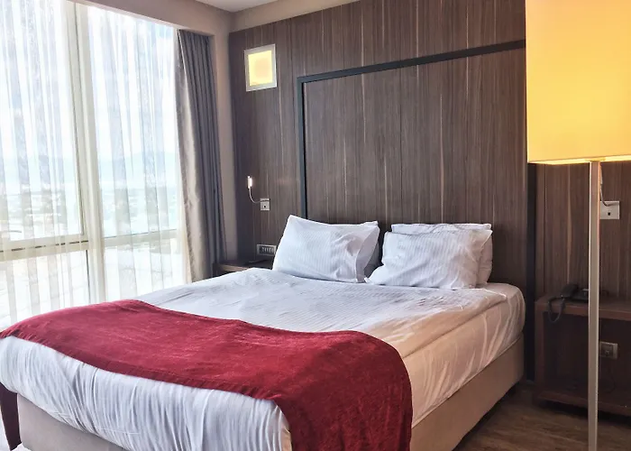 Ramada Encore By Wyndham Szálloda 4*