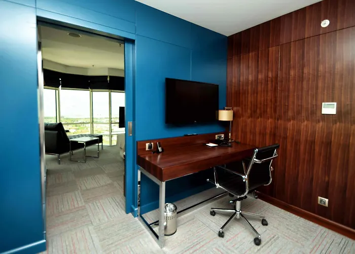 Ramada Encore By Wyndham Hotel Izmir