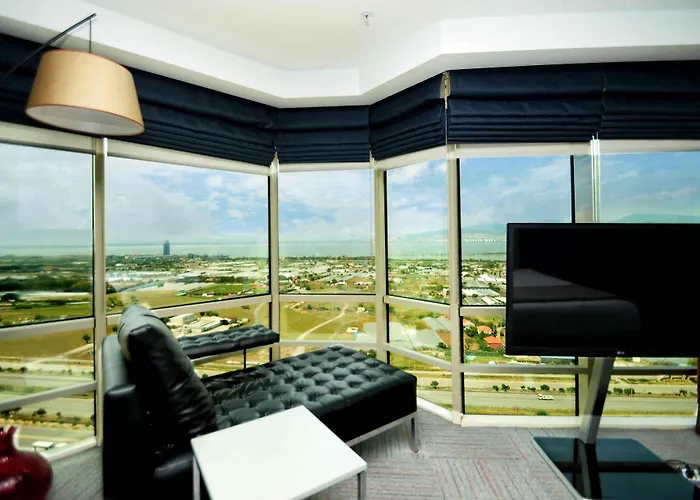 Ramada Encore By Wyndham Hotel İzmir