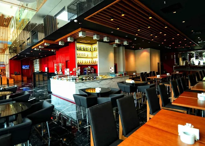 Ramada Encore By Wyndham 4* İzmir