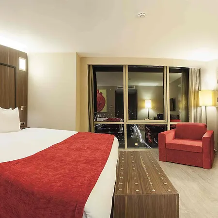 호텔 Ramada Encore By Wyndham 이즈미르