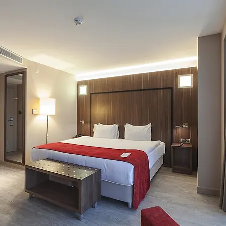 호텔 Ramada Encore By Wyndham 이즈미르