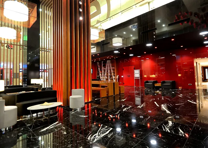 Ramada Encore By Wyndham فندق