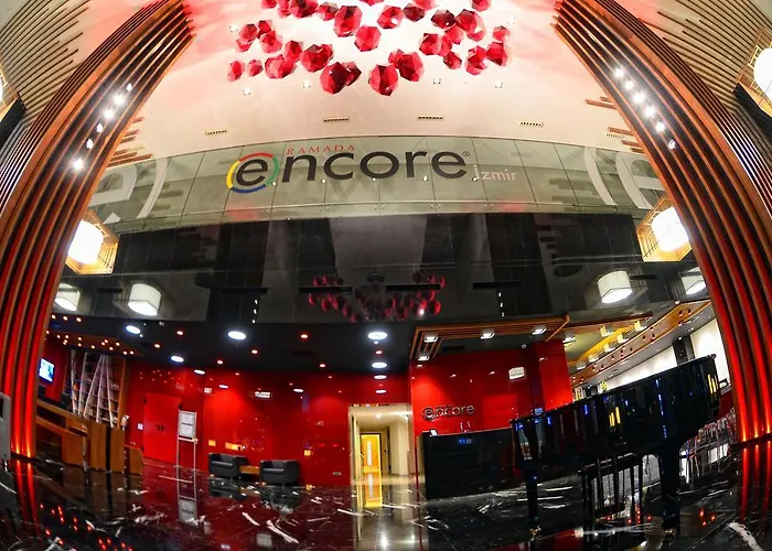 فندق Ramada Encore By Wyndham إزمير