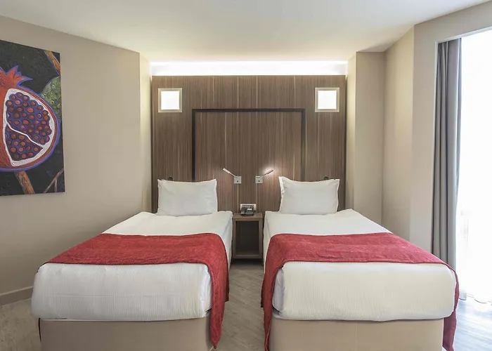 호텔 Ramada Encore By Wyndham 4*